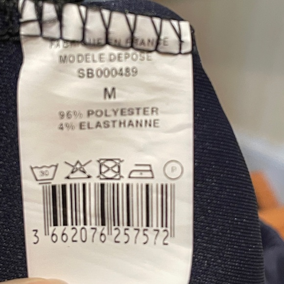 Navy Blue Skirt with Red and White Accents - Picture 4 of 5